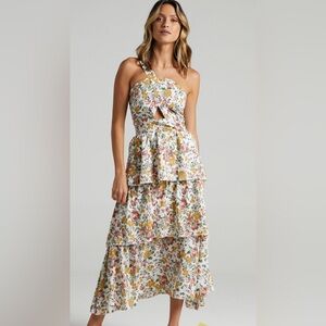 CARO MIDI DRESS - ONE SHOULDER TIERED DRESS IN MULTI FLORAL